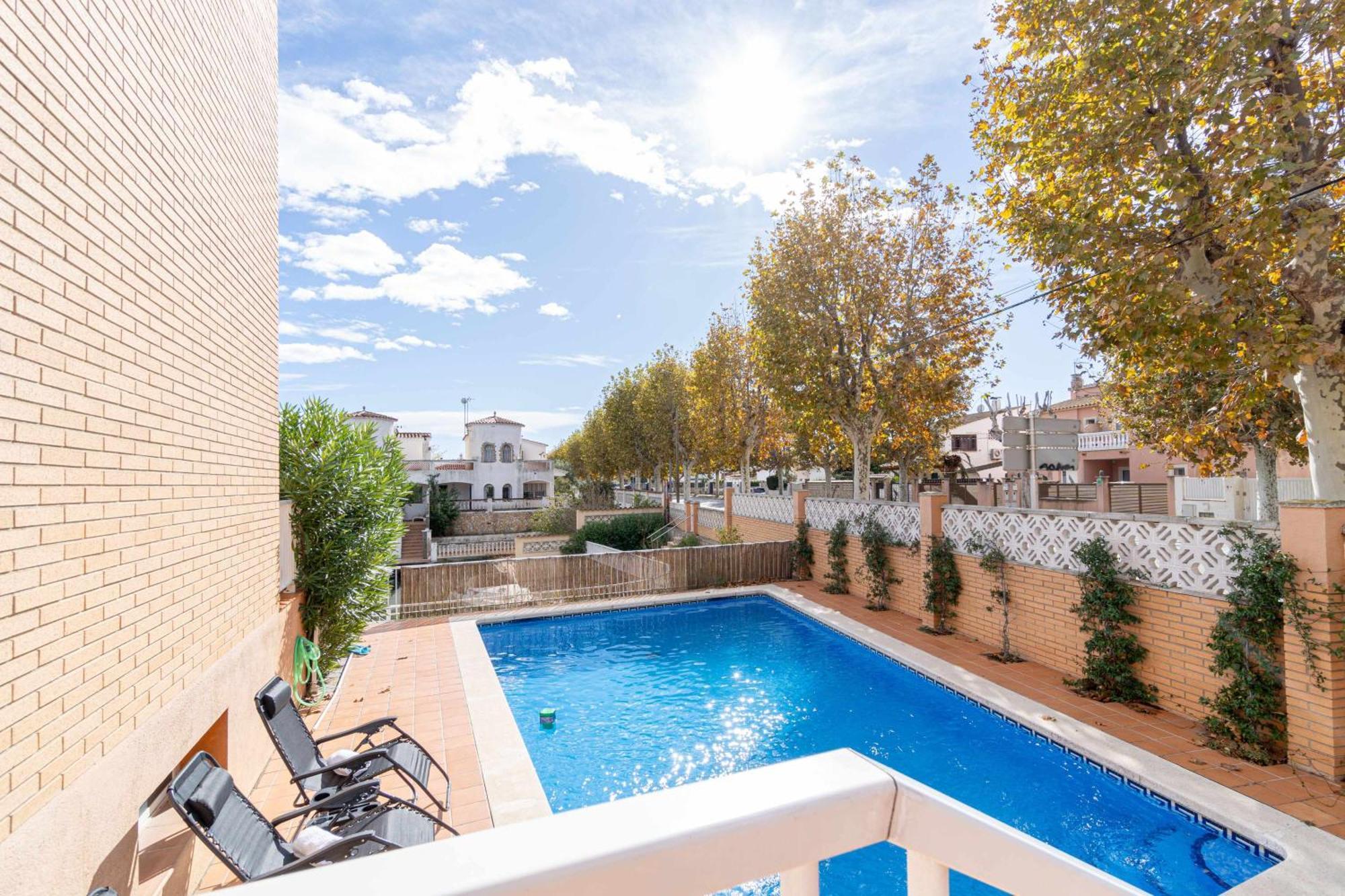 Jouvacations Villa Freser Empuriabrava Exteriör bild